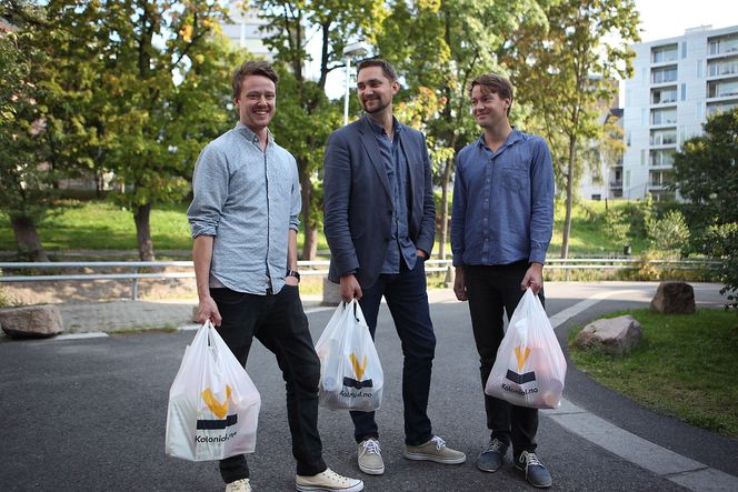 F.v: Markeds- og produkssjef Mats André Kristiansen, daglig leder Karl Munthe-Kaas, og teknisk sjef Christian Mikalsen vil forandre dagligvarehandelen.