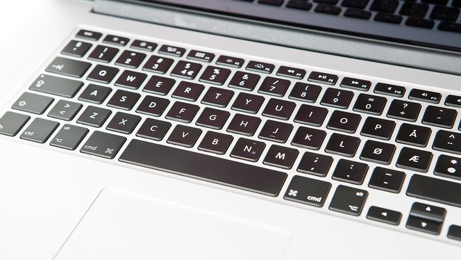 Tastaturet og pekeplata er også velkjente, men de fungerer.