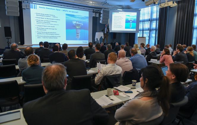 Spar-plattformen på Aasta Hansteen blir den største i sitt slag med 198 meter. Nær 100 deltakere på NUS 2014 i Tromsø fikk et godt innblikk i prosjektet.
