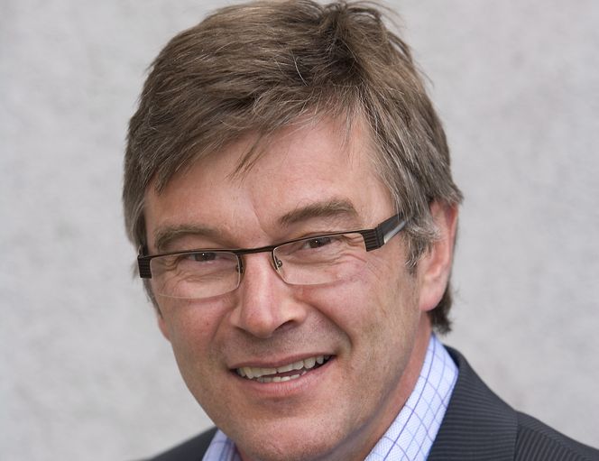 Administrerende direktør Ketil Kivedahl og TDC Norge har fått 18 millioner kroner inn på konto, men Telenor har ikke gitt opp å få pengene tilbake.