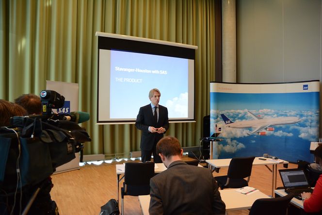 Konserndirektør i SAS, Eivind Roald, presenterer den nye ruten mellom Stavanger og Houston. Ruten starter opp 20. august, i tide til ONS i Stavanger.