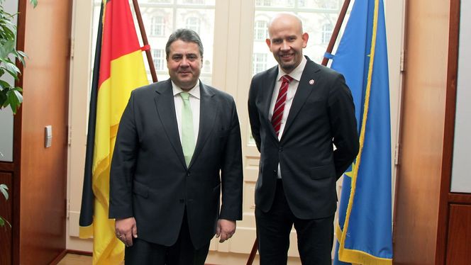 Tord Lien møtte Tysklands nærings- og energiminister Sigmar Gabriel i Berlin i dag.