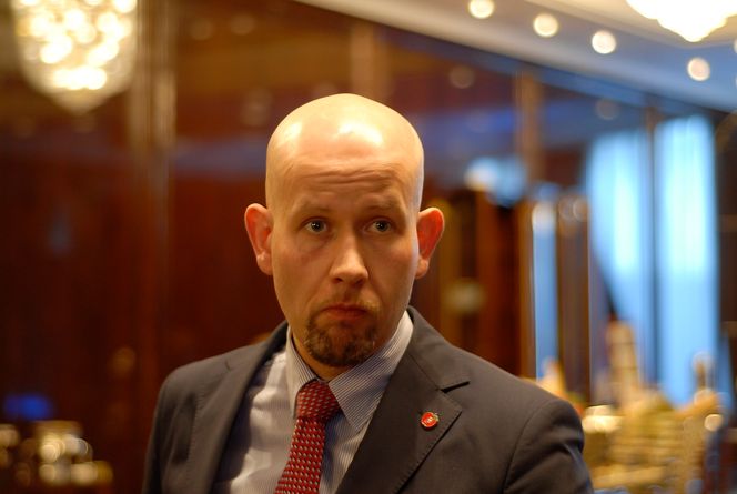 Olje- og energiminister Tord Lien er storfornøyd med Rystad-rapporten.