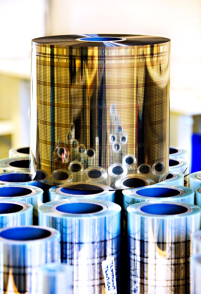 I trykkpresse: Ved Thinfilms trykkeri i Linköping bruker selskapet en trykkmaskin fra Kroenert til å masseprodusere ulike elektronikkbrikker.