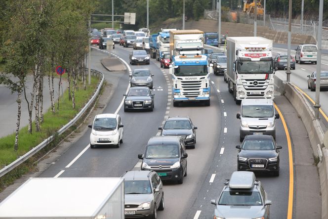 Bare E6 ved Alnabru har mer trafikk enn E18 forbi Høvik. Vegvesenet og Bærum kommune vil bygge ny motorvei i tunnel og beholde gamleveien som lokalvei.