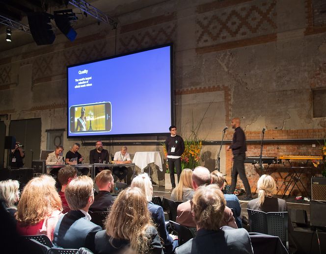 Vidflow er som Spotify for musikkvideoer. Bak selskapet er grunderne Nassir Achour og Shire Marius Standnes fra Oslo.