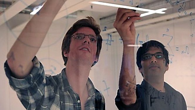 Stordal og Narayanan håper det kan trøste noen spente eksamensnerver når de får vite at mye kan reddes dersom regnefeil og slurv lukes bort.