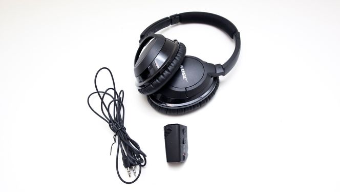 Du kan koble fra bluetooth-modulen og bruke hodetelefonene med kabel om du foretrekker det (eller er tom for batteri og ikke har lademuligheter).