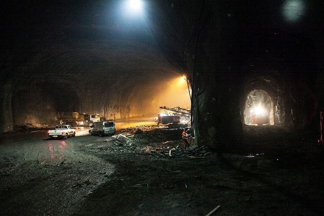 Mot slutten av 2016 skal stasjonshallen være en stor lys tunnelhall med skifergulv og hvite betongvegger.