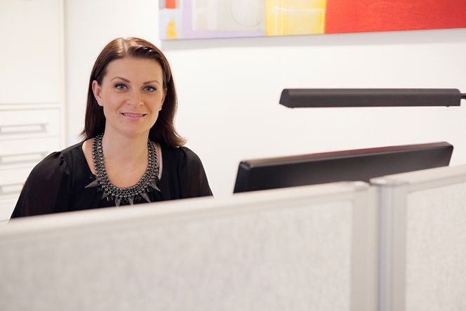 Lange dager: Det blir mange og lange dager på kontoret når man er sin egen sjef, ifølge Skøien.