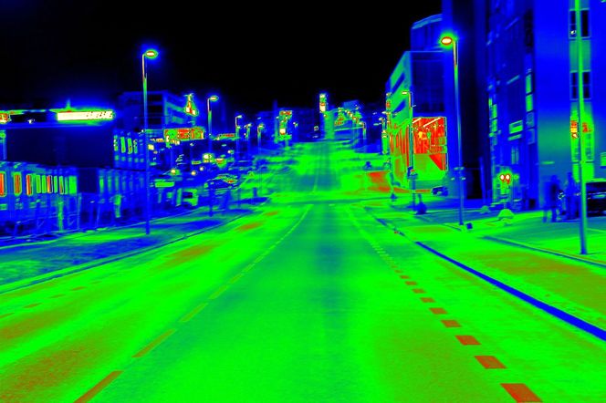 Lys: Slik fanger det ombygde speilrefleks-kameraet til Norconsult opp lyset i Ensjøveien.  fOTO: NORCONSULT