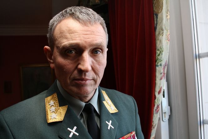 Ønsker ikke Cyberdirektorat DIALOG: Sjef for etterretningstjenesten, generalløytnant Kjell Grandhagen. (FOTO: Leif Hamnes)