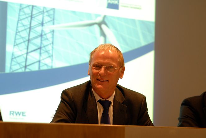Lederen for den tyske nettregulatoren Bundesnetzagentur, Jochen Homann, mener de norske utenlandskablene må med i et felles europeisk kapasitetsmarked. (Foto: Øyvind Lie)