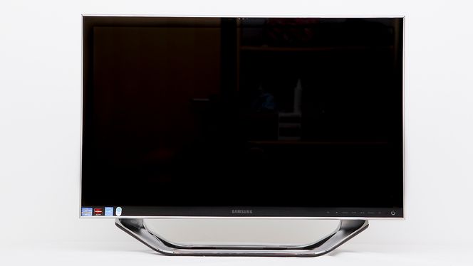 TV-LIK: Bare synd at fjernkontrollen kun fungerer til PC-delen. Du kan ikke engang justere volum om du vil bruke den som TV.