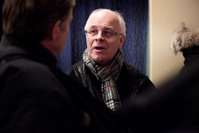 Prosjektleder i Follobanens tunneldel, Thor Stenersen, i samtale med Petter Martinsen fra Nesodden om kunstig øy-prosjektet.