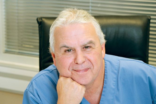 I dag drukner vi i østrogen og for en mann og gutt er dette skremmende, sier lege Ken Purvis.