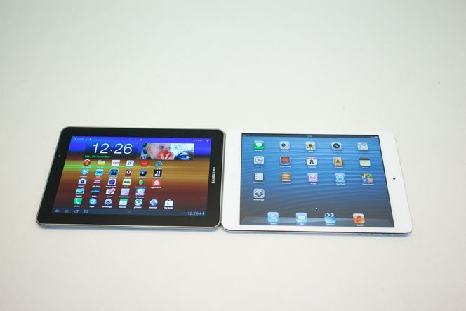 Konkurrenten som gav seg: Samsung trakk Galaxy Tab 7,7 fra markedet i frykt for søksmål. Det var synd, for den kunne konkurrere med Mini-en.