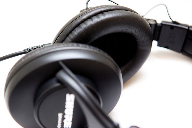 SHURE SRH440: God lyd, men store og tunge.