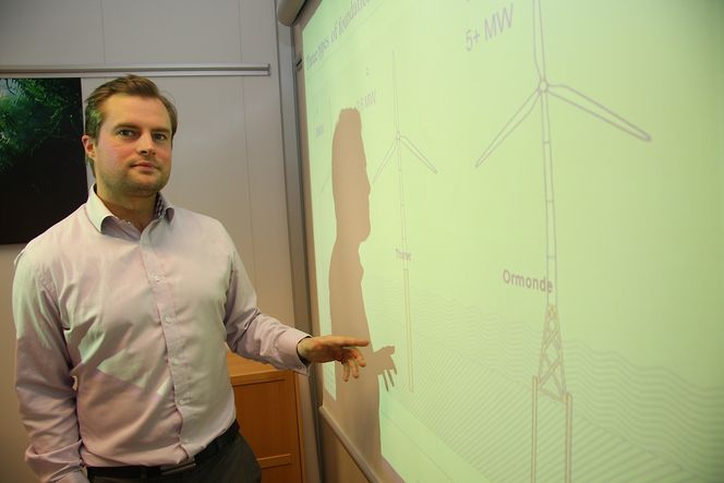 NYE BEHOV: Større og tyngre vindturbiner medfører at fundamentet må bli sterkere og robust. Da er jacket eneste som holder. Det betyr større spesialfartøy, sier Johan Sandberg i DNV.