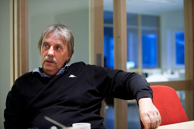 DYRT: Daglig leder Stein Valle sier det nye smoltanlegget i Mørsvikbotn tillater dem å avle opp smolt hele året.