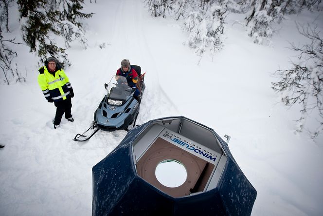 LIDAR: En liten glassplate beskytter laseren som kan gi svar på hvor eventuelle vindmøller bør stå for at det skal gi best mulig effekt.