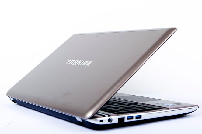 2,66 kilo er vel omtrent på standarden for pc-er i denne klassen.