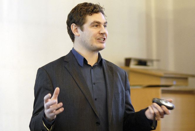 STORE INVESTERINGER: De nærmeste åtte årene forventer bransjen at det skal investeres om lag 127 milliarder euro i havvind i Europa, ifølge leder for havenergi i konsulentselskapet Multiconsult, Wilfried Pimenta de Miranda.