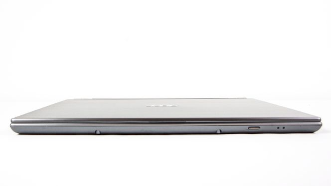 Ikke akkurat Macbook Air-tynn, men fortsatt en ultrabook, ifølge Acer.