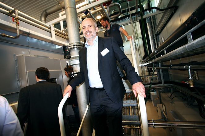 FORNØYD SJEF: Administrerende direktør Petter Gjørvad sier det har vært en lang vei mot produksjon av titankomponenter. Nå er han optimistisk med tanke på fremtiden.  FOTO: Peder Qvale