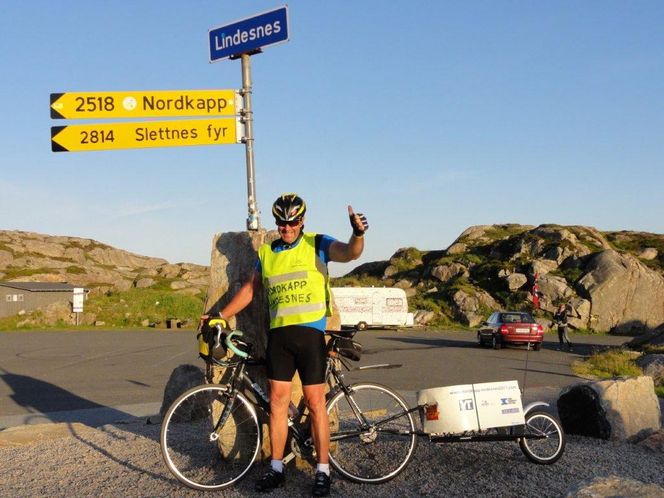Erik Jørgen Jølsgard syklet fra Nordkapp til Lindesnes i fjor. Han var overrasket hvor dårlig standarden var på sykkeltilbudet inn mot Oslo.