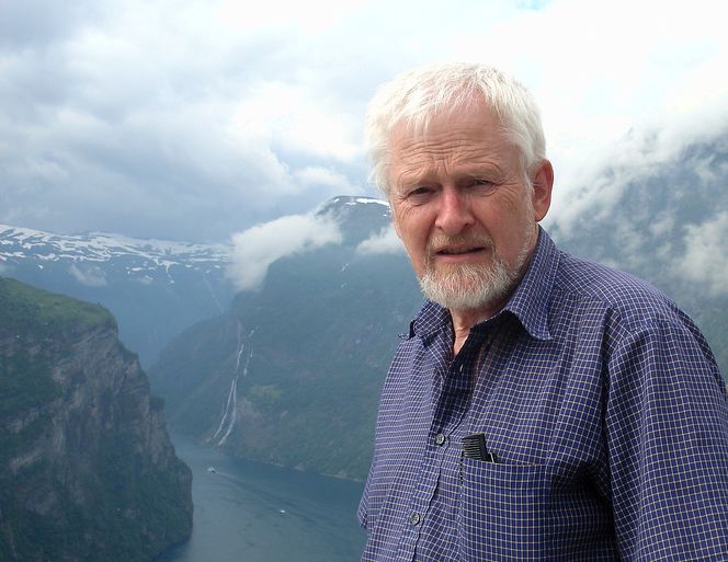 Kjell E. Røise savner mer blest omkring 100-årsjubileet for den første motoriserte flygningen i Norge.