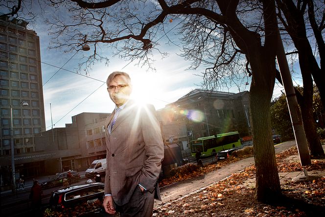 - Når vi får en situasjon der en stor del av verdens fattige befolkning er på flukt fra naturkatastrofer og den andre halvdelen søker å beskytte seg mot "inntrengere", kan det bli en brutal verden. FOTO: Håkon Jacobsen