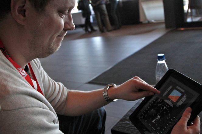 Virtuelle flyveledere i aksjon på Flightsim LAN 2011.