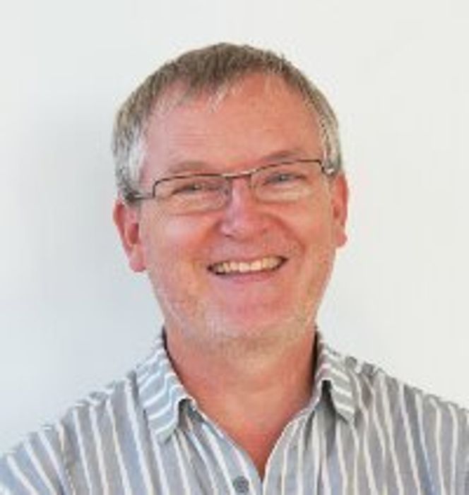 Uoversiktlig FORSKER: Finn Ørstavik er ikke imponert over sikkerheten.