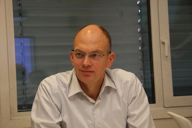 Renser 99,9 prosent FRA ELKEM: Eric Staurset har sittet på kundesiden av bordet. Han kom til Alstom fra Elkem i april i år, og har nå ansvar for aktivitetene i Norge.