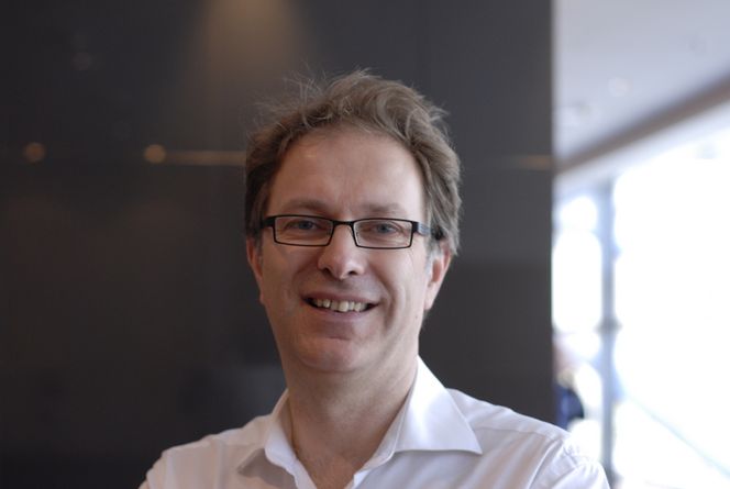 FORNØYD STATNETT: Konserndirektør Gunnar G. Løvås i Statnett er fornøyd med de strenge betiingelsene Olje- og energidepartementet stiller for å la Troll A få strøm fra land.