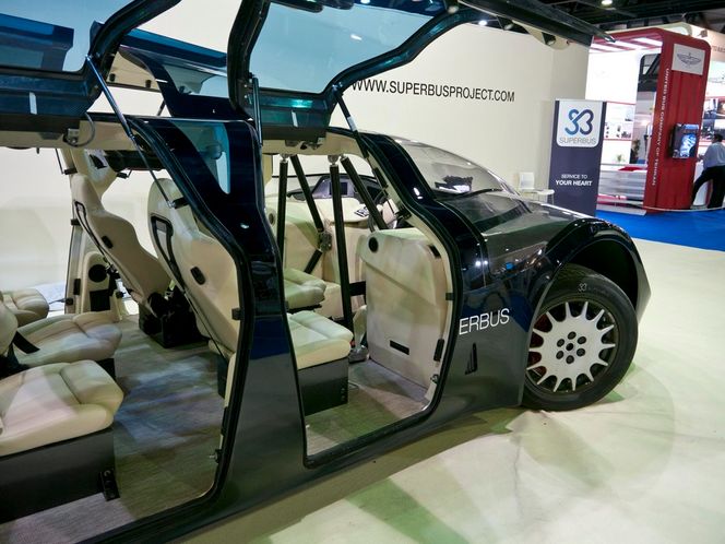 23 passasjerer pluss fører, er kapasiteten til elbussen.