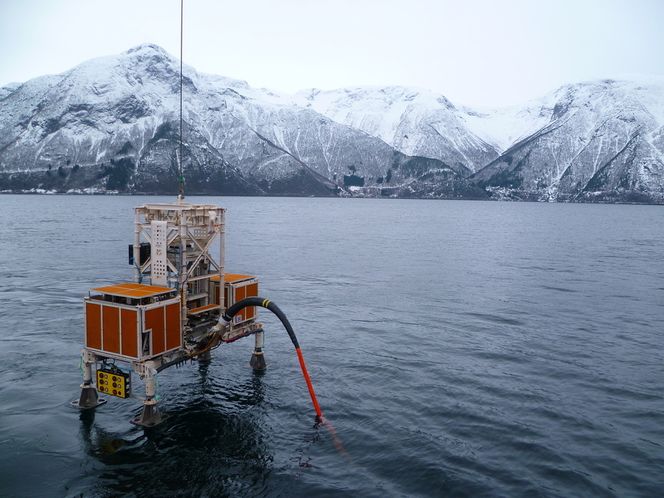 ROBOTSVEISING: Denne sveisemaskinen fungerer på over 1000 meters dyp.