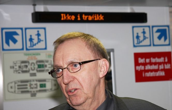 ANALYSE: Teknisk direktør Peter Hansen i Tide Sjø må finregne på investeringen i ombygging av ferja Finnøy til batteridrift. Selv med støtte fra NOx-fondet koster konverteringen ca. 30 millioner kroner for Tide Sjø.
