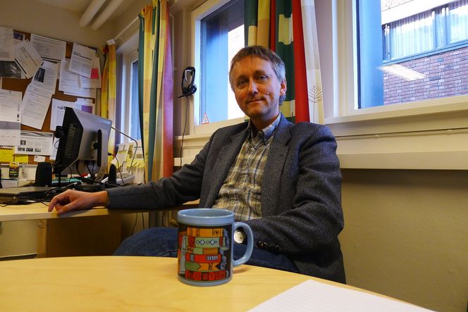 POLITISK SELVMORD: - Det er ingen politiker som vinner valget på høyere strømpriser. Men el er for verdifullt til å diskuteres under den forutsetningen at prisen blir lav, mener Audun Ruud.