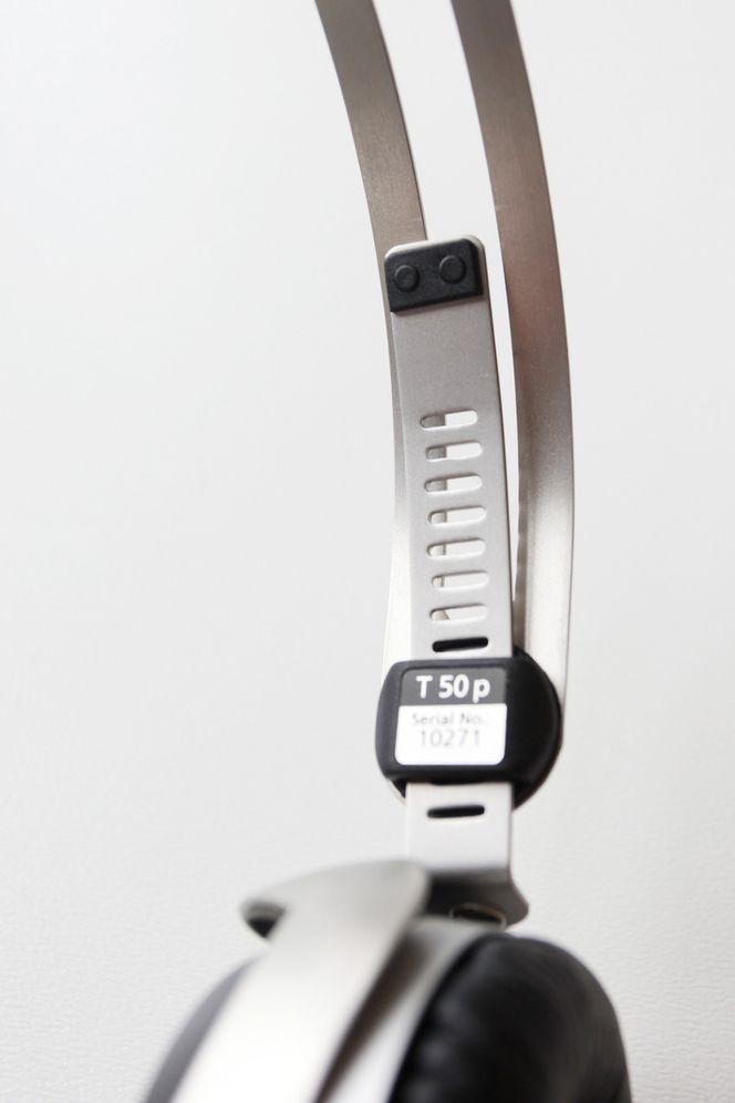 KOMFORTABEL: Mykt skinn gjør T50P behagelige å ha på.