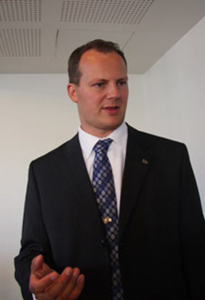 Etterlyser realisme - Frp er det eneste partiet som ikke mener at vannkraftens epoke er over, sier energipolitisk talsmann Ketil Solvik-Olsen.