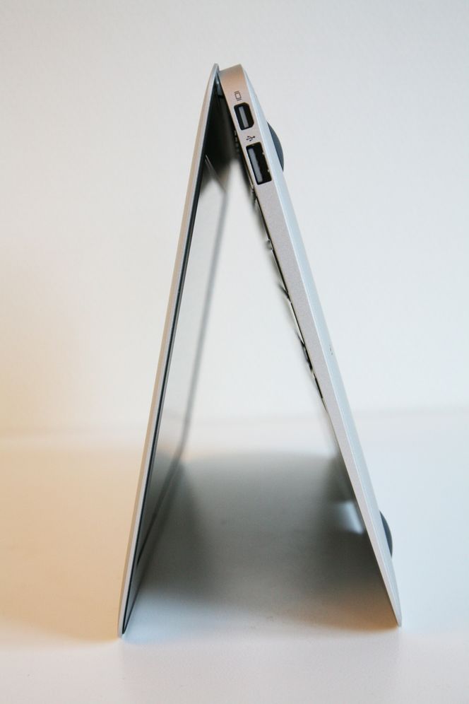 TYNN: Kun 1,7 centimeter på det tykkeste. 0,3 centimeter helt i fronten.