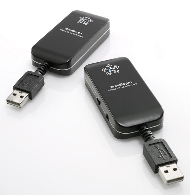 Dedikert MURSTEIN: Hver av høyttalerne krever en egen strømtilkobling. Ikke veldig praktisk, men greit om du vil bruke høyttalerne i hvert sitt rom eller langt fra hverandre.