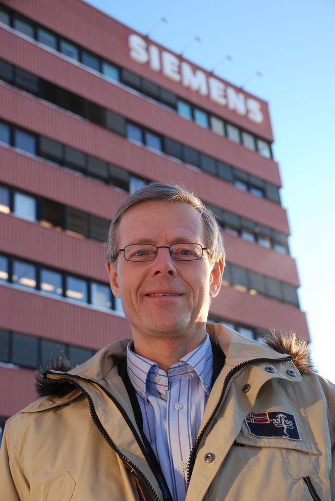 – Storbritannia tar lederrolle ETTERLYSER ENTREPRENØRÅND: Tusenvis av vindturbiner spretter opp i Europa. Det ligger store muligheter for norsk industri på leverandørsiden, mener Tore Tomter i Siemens. Men det trengs også et hjemmemarked.