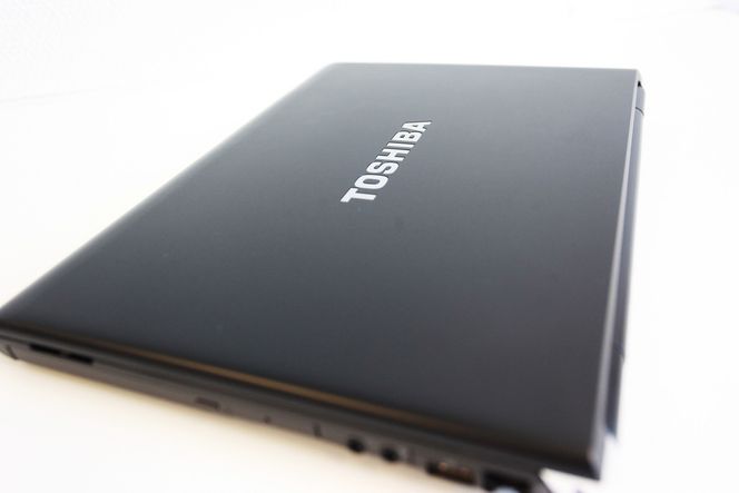 PEN: Børstet magnesium og nøkternt sexy design gjør Portégé til en habil følgesvenn for kresne businessbrukere.