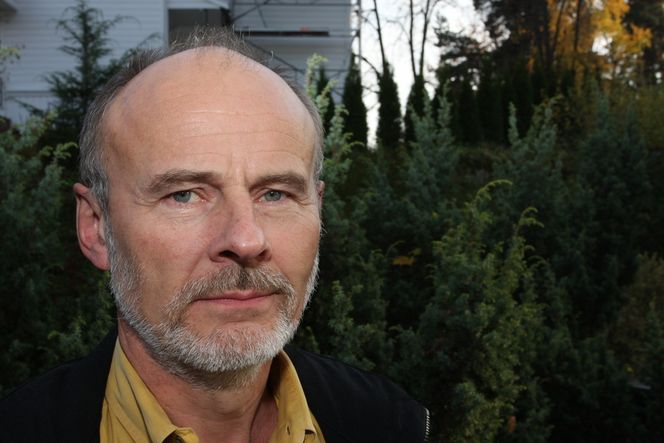 ADVARER: Øystein Løset i RIF mener samfunnskritiske bygg fra før 2005 bør sikres mot jordskjelv. (FOTO: Leif Hamnes)