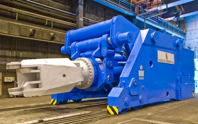 NY KLO: Denne manipulatoren kostet 55 millioner kroner og skal være med på å gjøre kapasiteten ved stålverket på Björneborg i Sverige bedre. (FOTO: Scana Industrier)