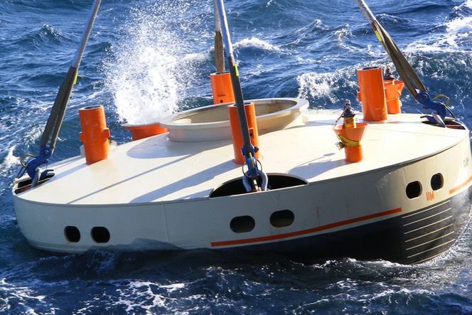 SENKES: StatoilHydro brukte ett av av flerbruksfartøyene til Island Offshore da CAN ble installert på 371 meters dyp på Peon-feltet.