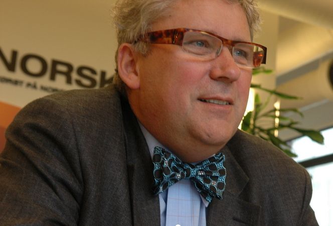 Erik Haugane, som er administrerende direktør i Okea vil ikke kommentere informasjonen om at de skal ha vært i samtaler med Repsol angående Yme. Vi er i samtaler med mange, sier Haugane.